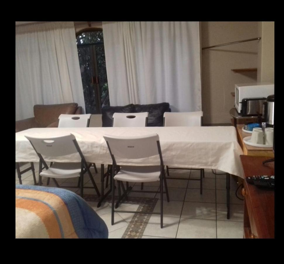 Ciudad De Mexico Unam Guest House Casa De Huespedes Ngoại thất bức ảnh